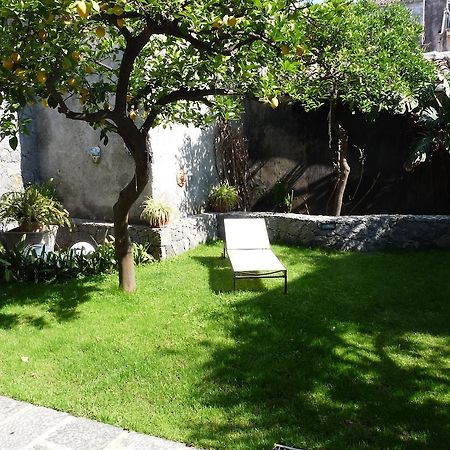 La Durlindana B&B Acireale Exterior photo